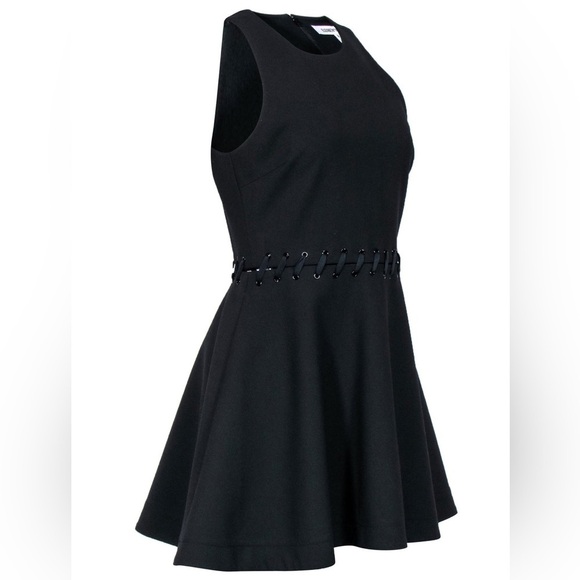 Elizabeth and James Black Fit and Flare Sleeveless Dress Size 4 - Picture 3 of 10